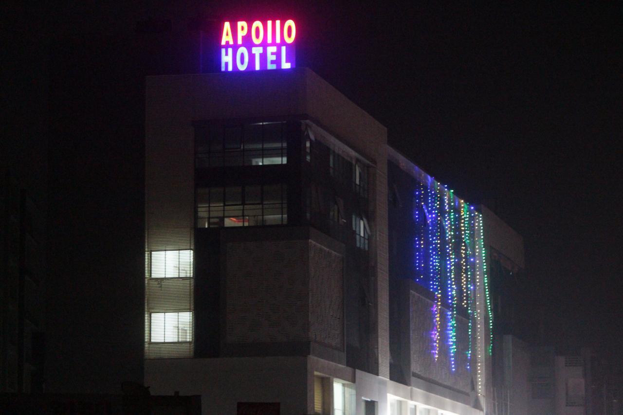 Apollo Hotel Ahmedabad Exterior photo